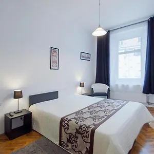  Apartament Modern Skolska 20