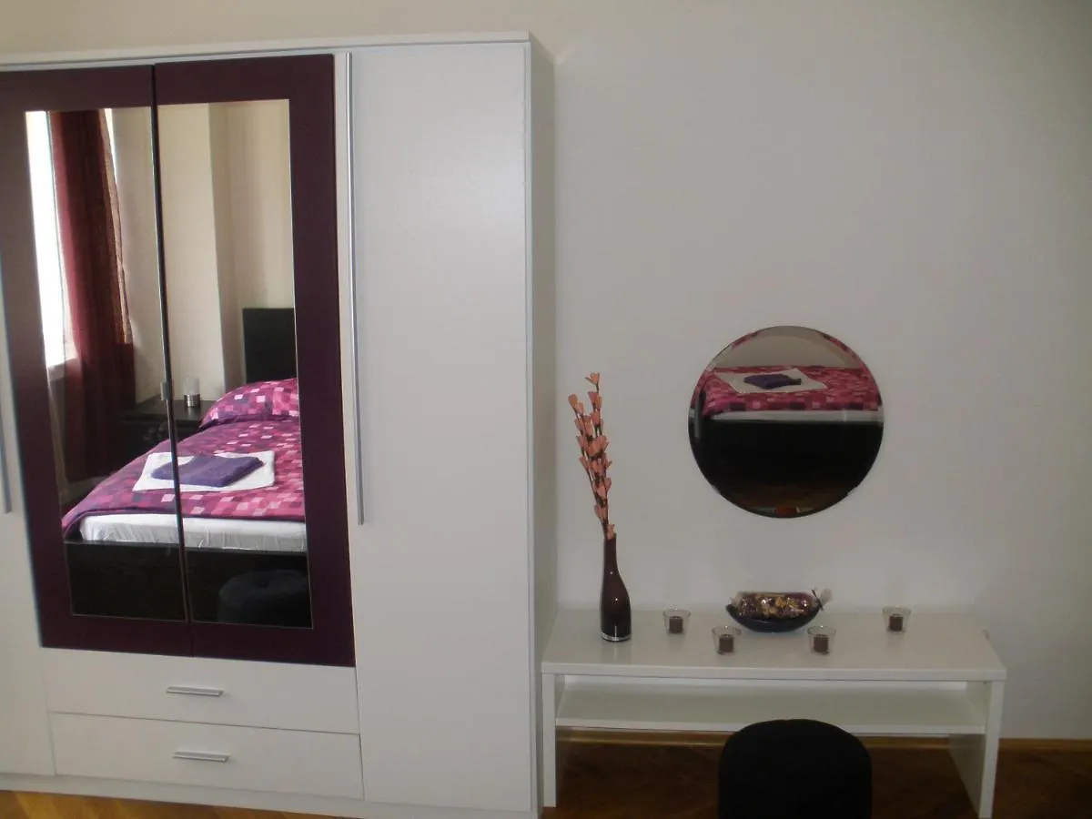 Apartments Tronicek Prague